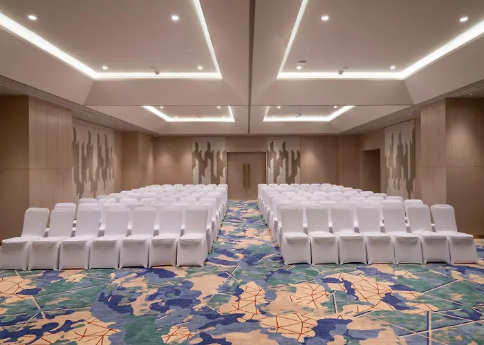 Merlis Hotel Coimbatore