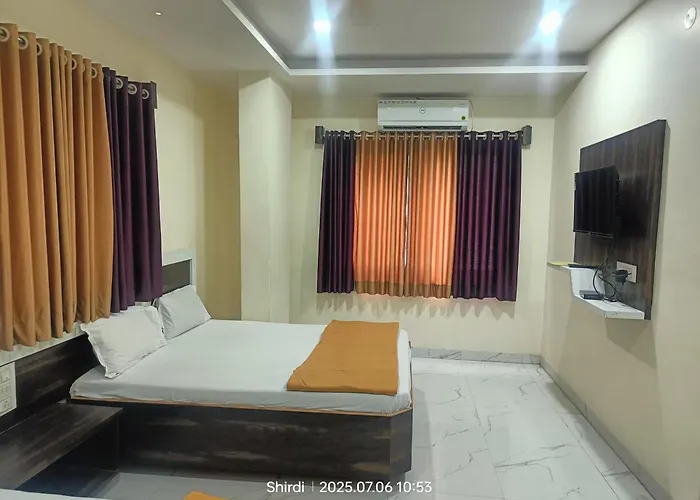 Hotel Sai Viraj Palace