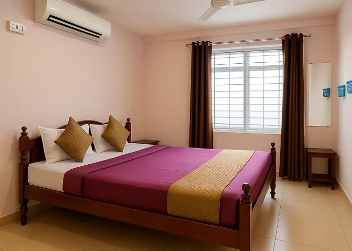Pathersathi Canning Hotel & Restaurant