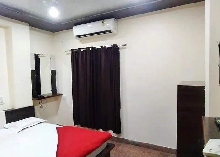 Hotel Sourabh Palace