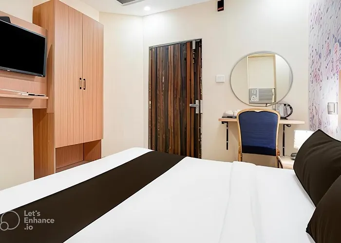 Hotel Elite Rooms & Banquet