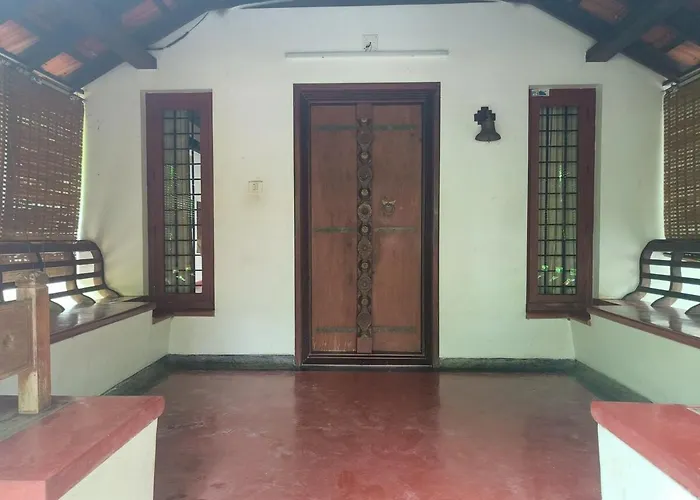 Utthara Tharavadu