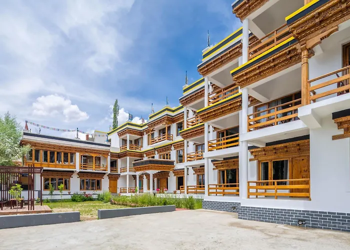 Hotel Bayshu - The Hosteller Leh