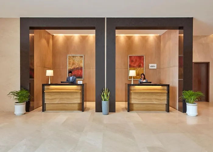 Courtyard By Marriott Kochi Airport Hotel Nedumbassery
