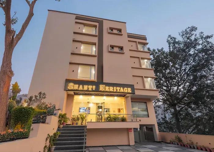 Perfectstayz Premium Shanti Heritage Near Harkipauri