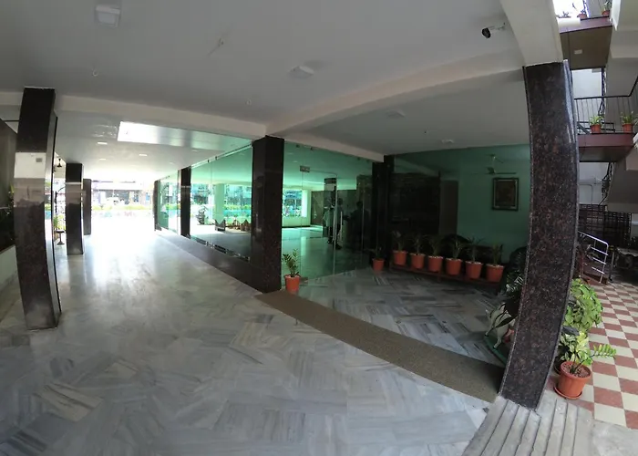 Hotel Mourya Inn