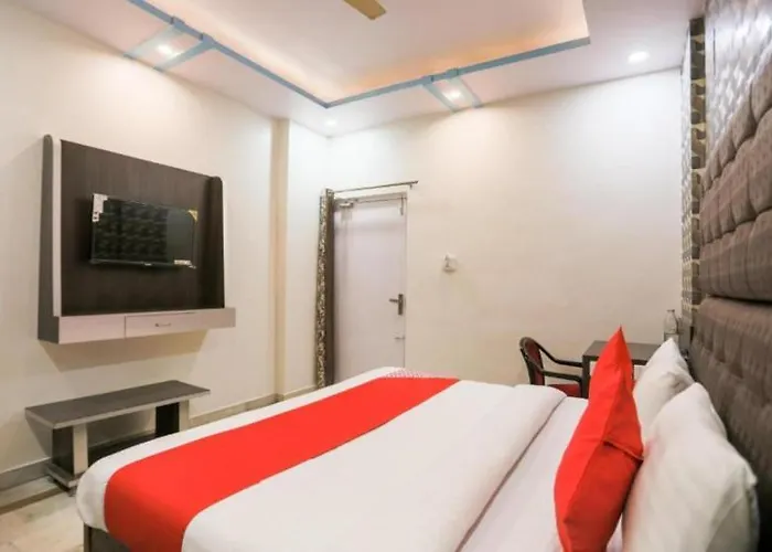 Rrooms Eco Hotel Nimisha