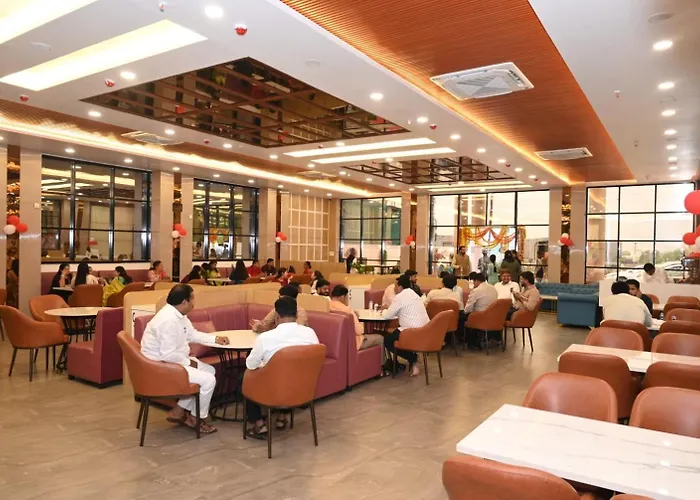 Hotel Comfort Inn Shikrapur