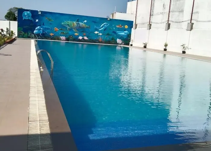Rv Pool & Club