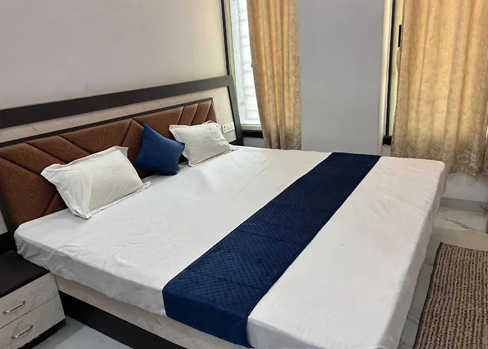 Hotel Shree Ashtvinayak Grand