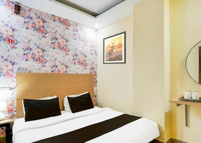 Hotel Elite Rooms & Banquet