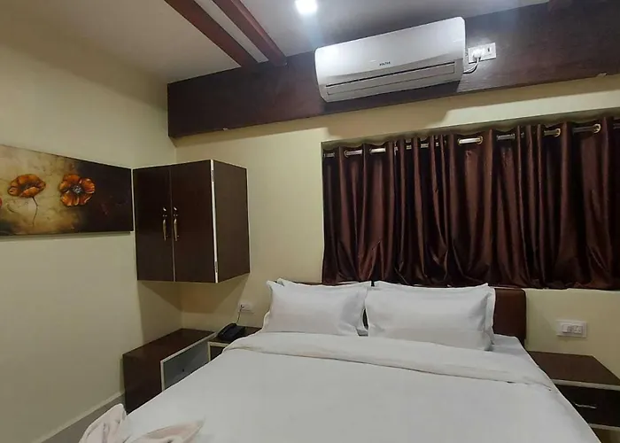 Hotel O Green Palace