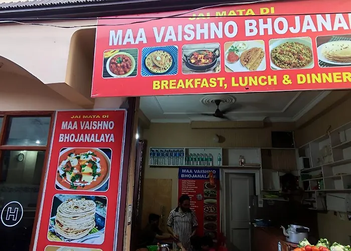 Hotel Ishaan International Near Yatra Parchi Counter 2 Katra 