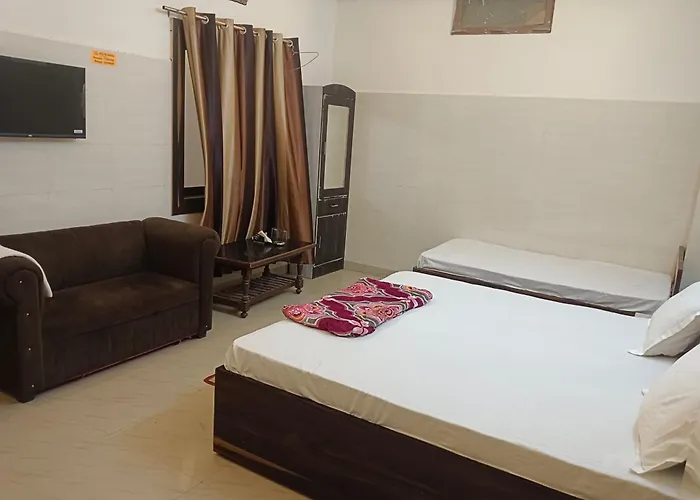 Hotel New Mandpam