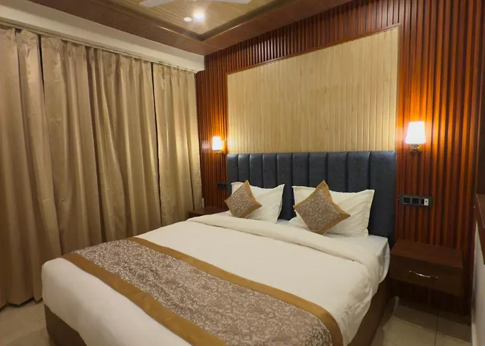 Milam Hostel
