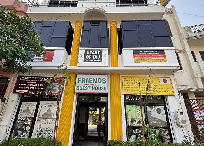 Friends Guest House & Hostel- Near Taj Mahal