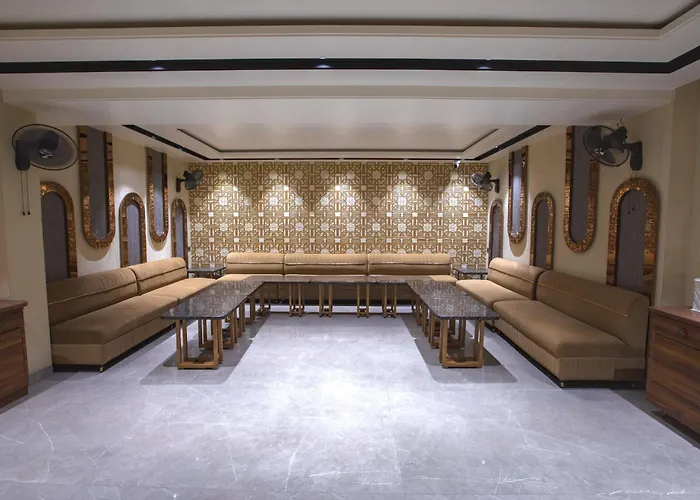Hotel Ganpati Palace Mathura