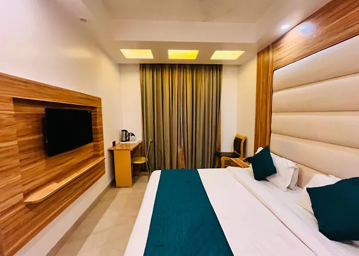 Hotel Benz Int Karol Bagh
