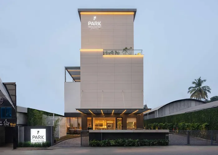 Park Inn & Suites By Radisson Thrissur East Fort