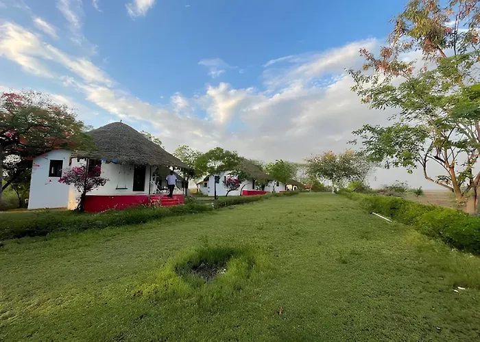 Kutch Safari Resort Kunria