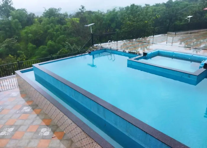 Vandhaara Luxury Stays
