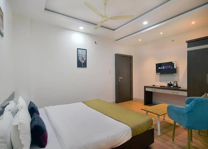 Aceotel Resort 7Th Cloud, Indore