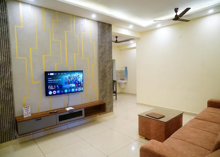 Silent View Service Apartment