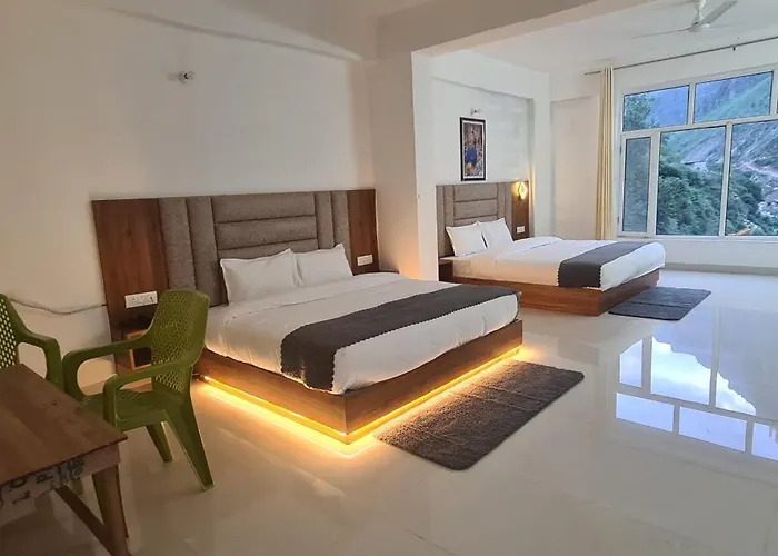 Hotel Gurudeva, Govindghat