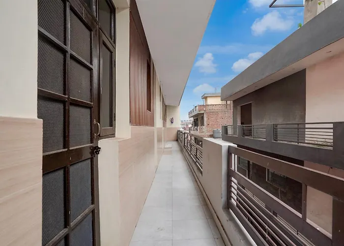 Super Hotel O By Oyo Sector 58 Mohali Formerly Hotel Alpha