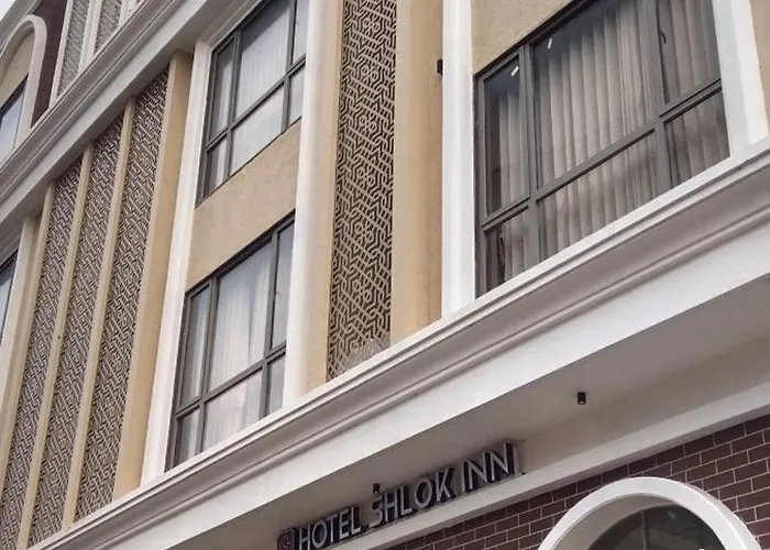 Hotel Shlok Inn