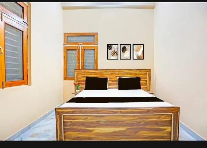 Hitech Hotel