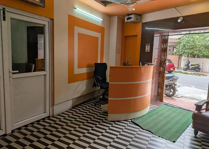 Cm Residency