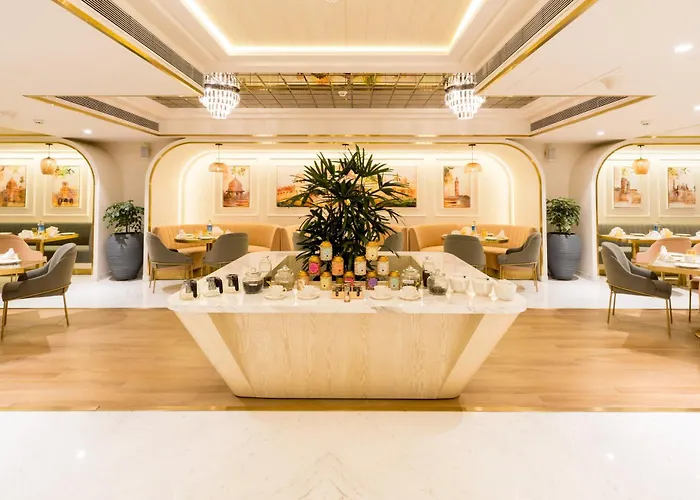 Renaissance Lucknow - A Premium Marriott Hotel, Gomti Nagar