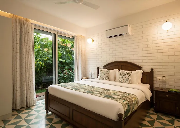 El Tesoro By The Blue Kite - 2Bhk Elegant Serviced Apartments In Siolim With Pool, Kitchen, Wi-Fi & 10 Mins Drive To Assagao