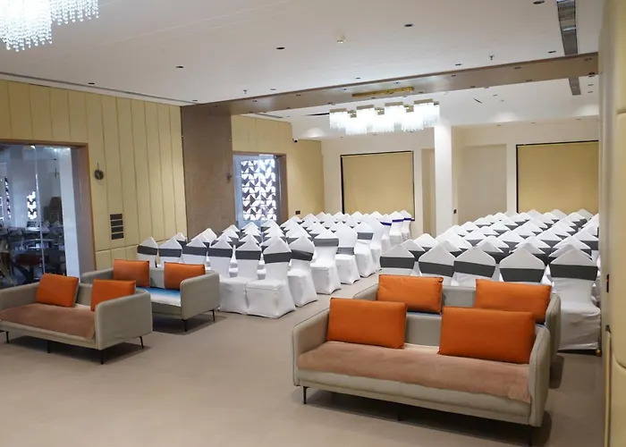 Vijay Vilas Hotel