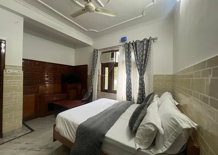 Hotel Dev