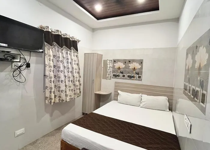 Annai Viola Residency