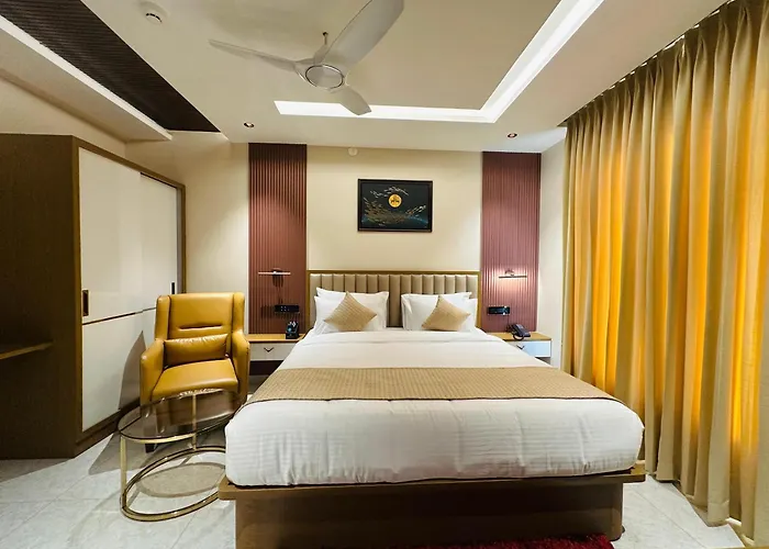 Royal Ace Boutique Hotel - Bhartiya City