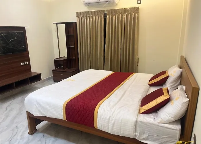 Aanandha Inn