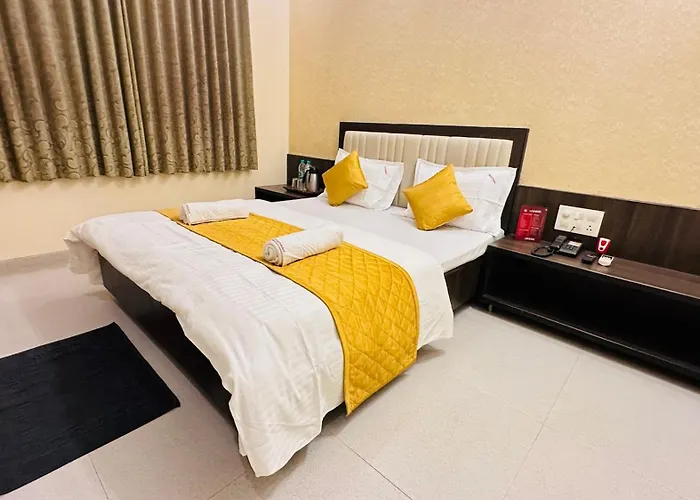 Hotel Sai Gurusthan
