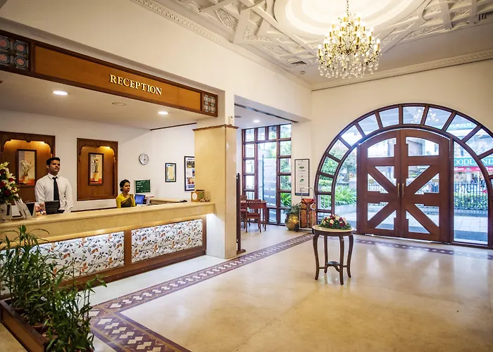 Abad Plaza