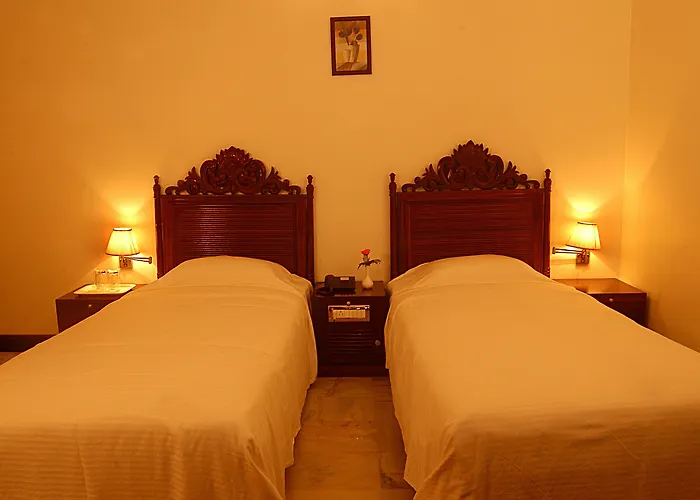 Paradise Isle Beach Resort