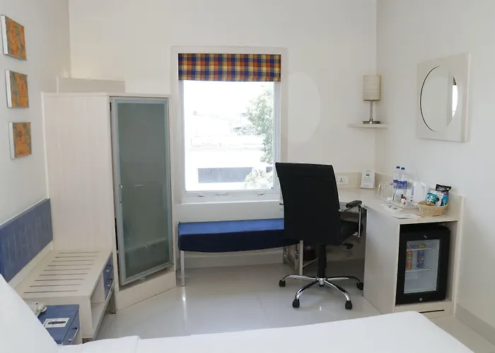 Hometel Chandigarh