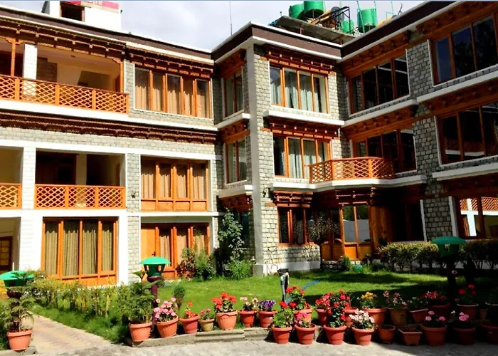 Tih New Antelope Hotel Leh
