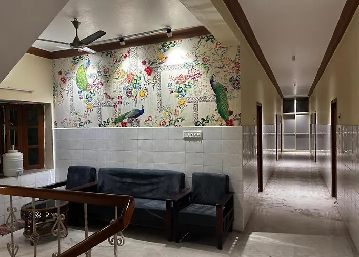 Hotel Suriyapriya