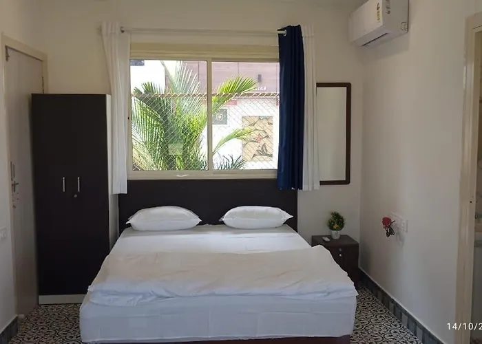 Country View Cottage Colva