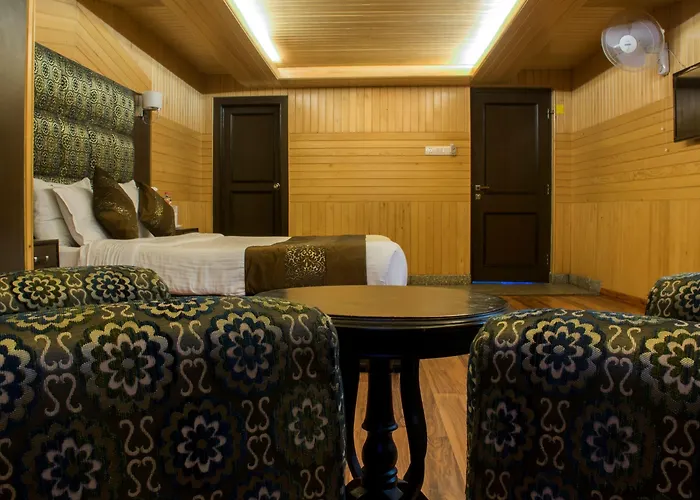 Hotel Pacific