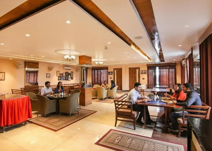 Fabhotel K9 Regency