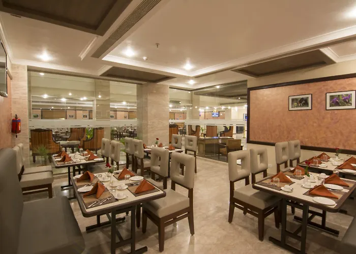 Shenbaga Hotel And Convention Centre