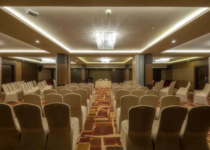 Days Hotel By Wyndham Chennai Omr